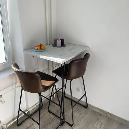 Your 5 With Parking *