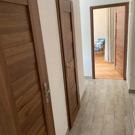 Your 5 With Parking Apartment